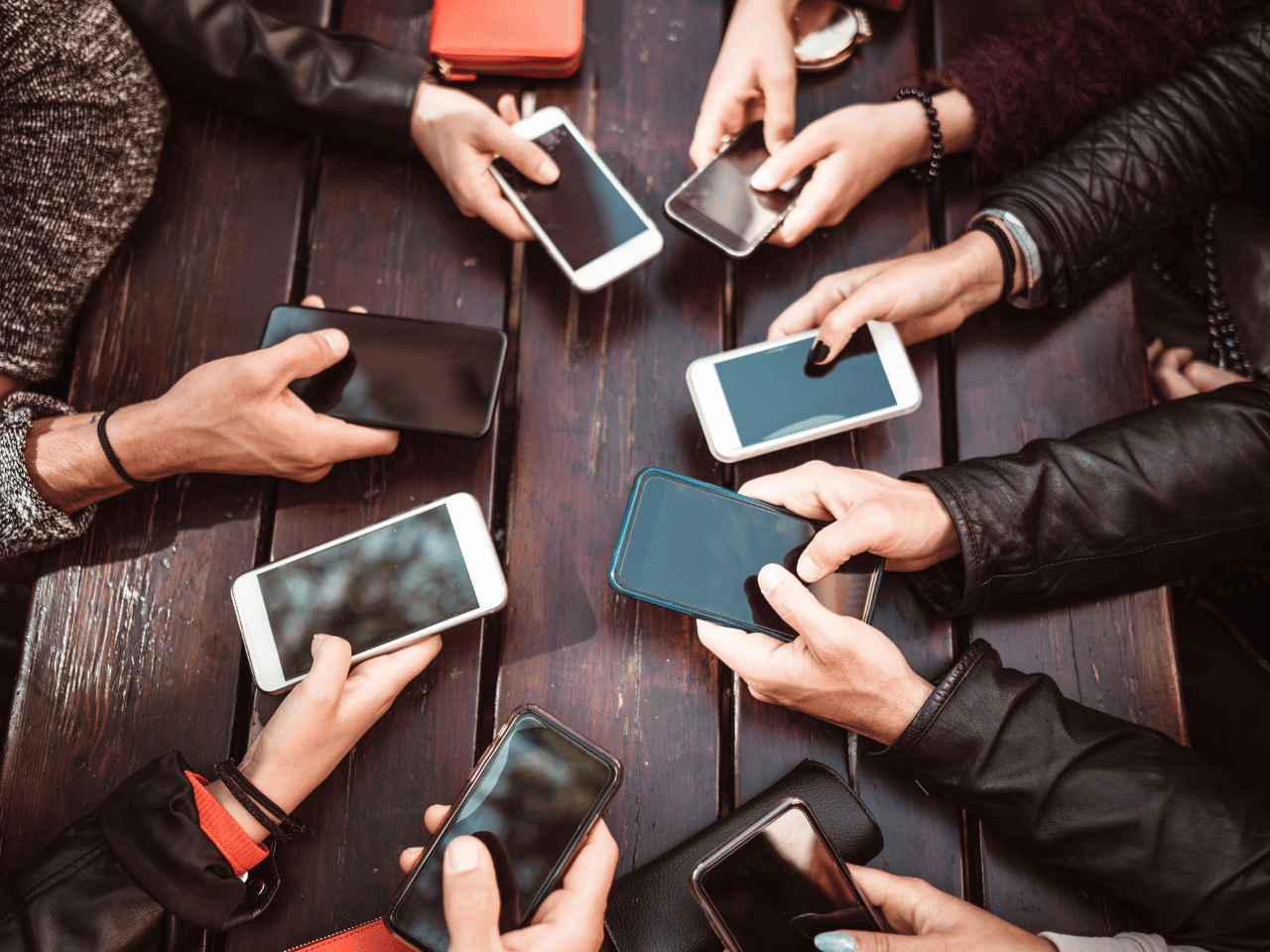 Da li nas telefoni tajno prisluškuju? Evo istine